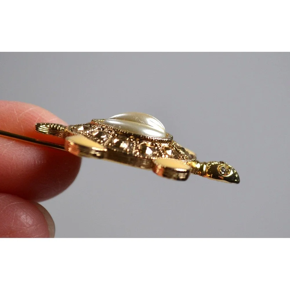 Vintage Gold‎ Tone Stick Pin Turtle Shaped 3